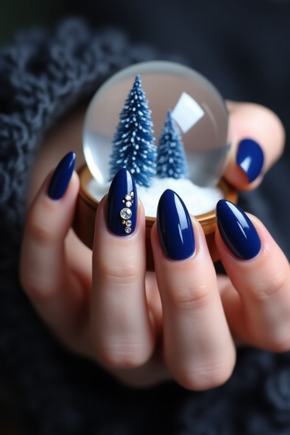 winter blue nails